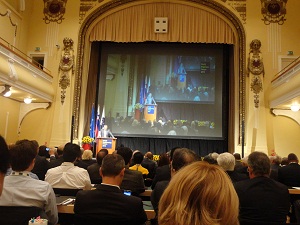 スロベニア大統領の開会式での講演