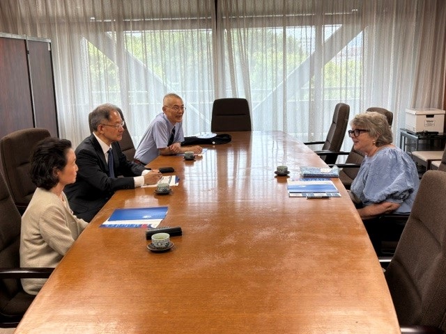 0612オーストラリア社会科学アカデミー会長のケイト・ダリアン＝スミス氏と