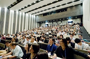 （開会式会場の様子）